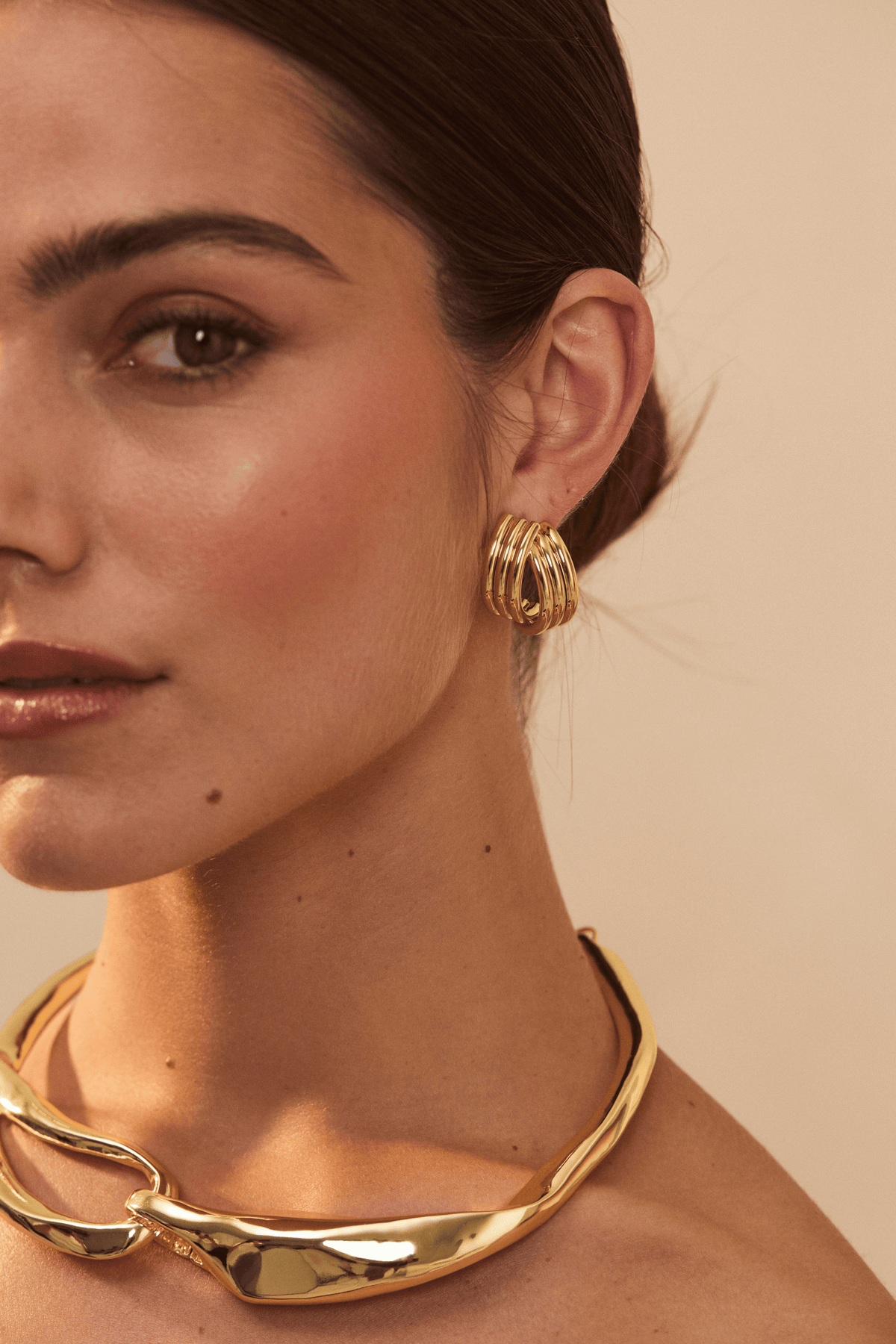Statement Twist Studs