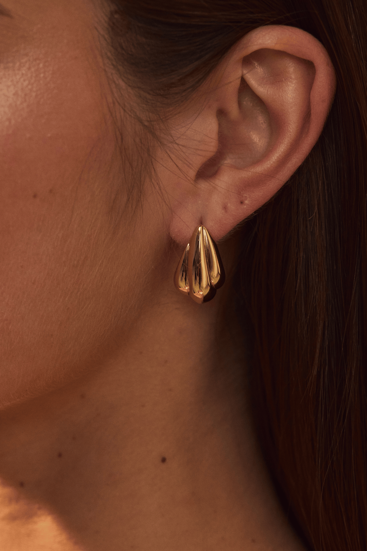 Ribbed Curved Hoops